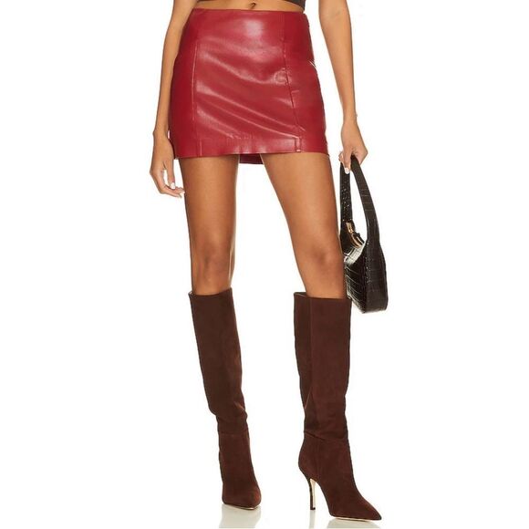 NWT HOUSE OF HARLOW 1960 Bordeaux Faux Leather Mini Skirt in Red - Picture 1 of 4